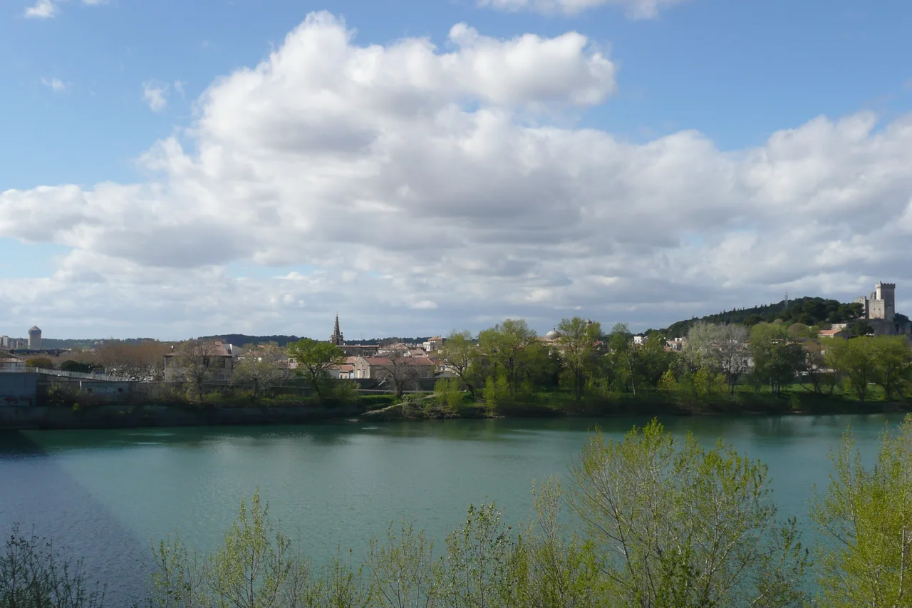 Territoire illustrant le contexte de Beaucaire